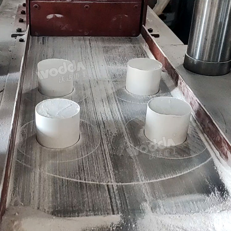 ұӼ